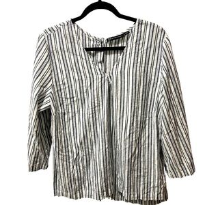 NY&C scoop neck gray and white stripe shirt with button down on the back